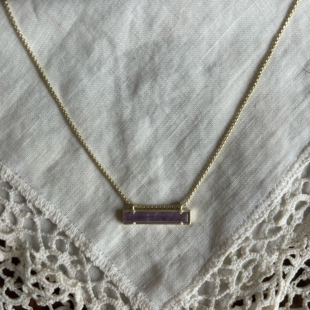 Kendra Scott Leonor Necklace in Gold with Amethyst